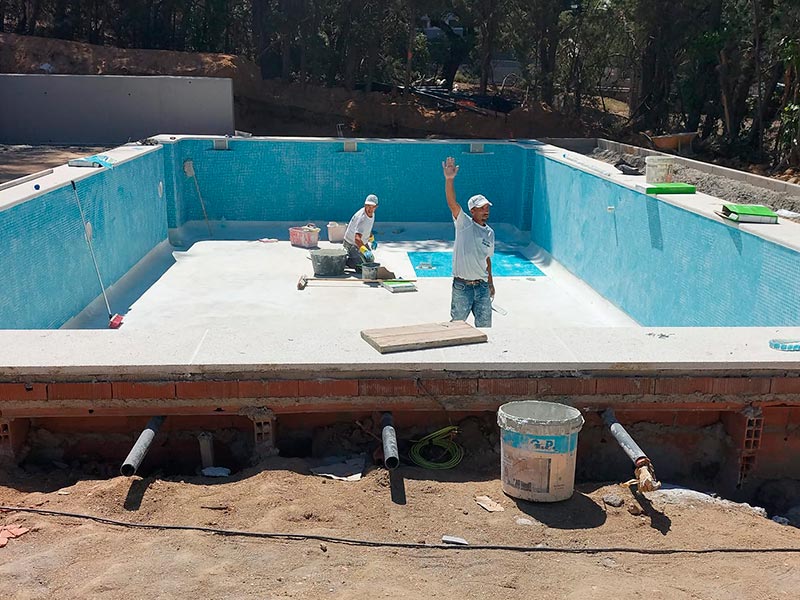 piscinas-pineda-en-construccion-14.jpg