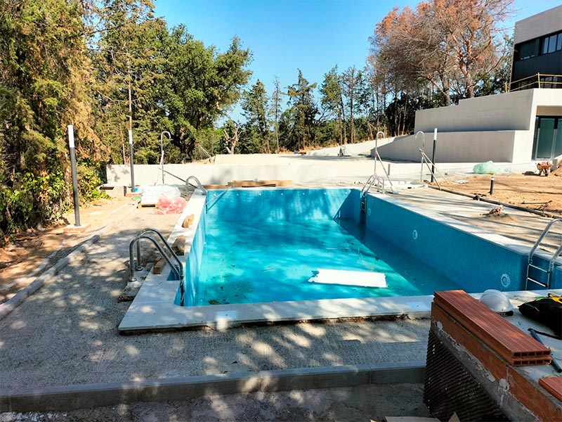 piscinas-pineda-en-construccion-9.jpg