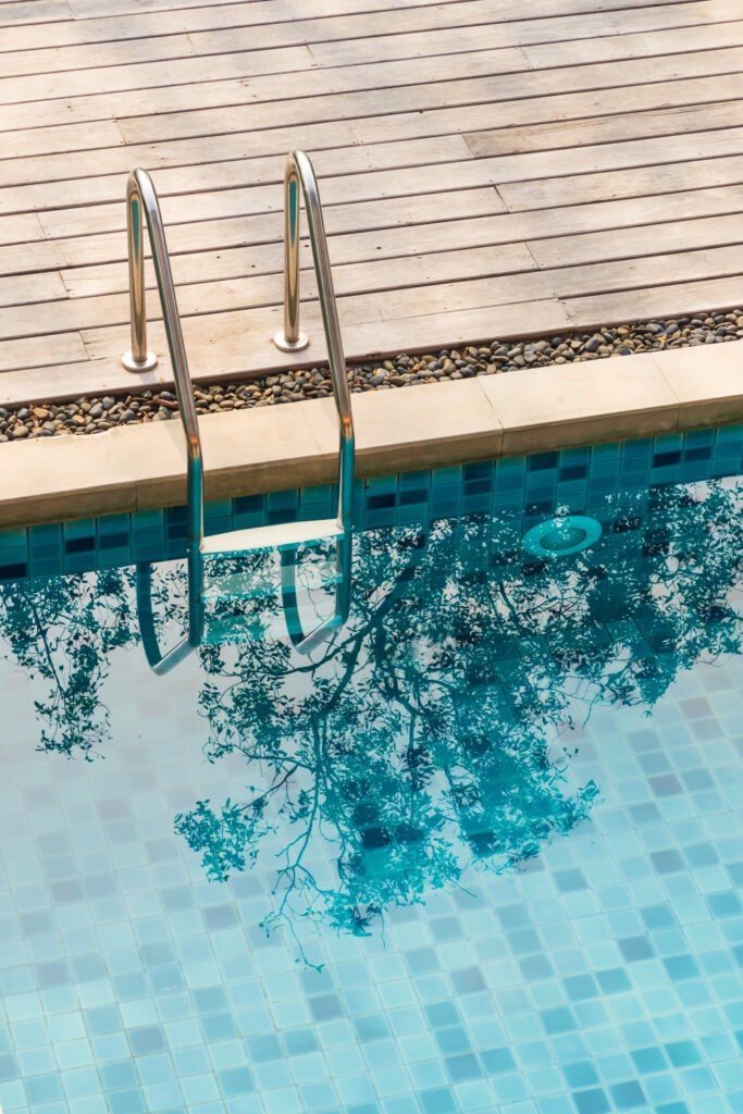 sistemas de ahorro de agua en piscinas